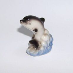 Delfin din ceramica