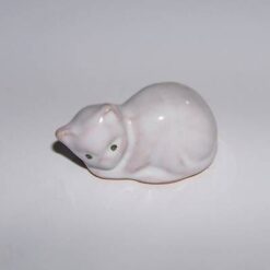 Pisica mica din ceramica alba
