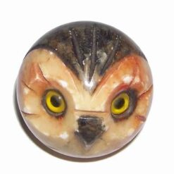Bufnita din onix sculptata manual