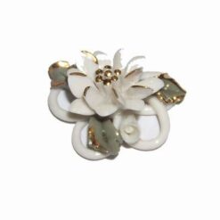 Miniornament din portelan cu crizantema