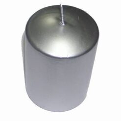 Lumanare argintie pentru protectie de dusmani