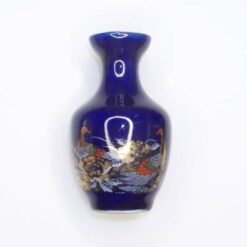 Vaza Feng Shui din cobalt cu paun si bujori