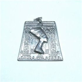 Pandantiv argintiu din metal nobil - Nefertiti