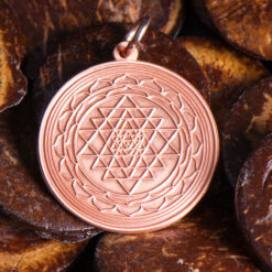 Pandantiv cu Shri Yantra din cupru Pandantiv cu Shri Yantra din cupru