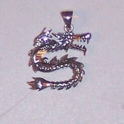 Dragon din argint