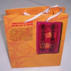 Punguta din hartie lucioasa cu amuletele iubirii