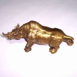 Rinocer din metal- remediu Feng Shui