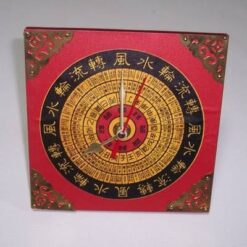 Ceas Feng Shui cu simboluri de bun augur