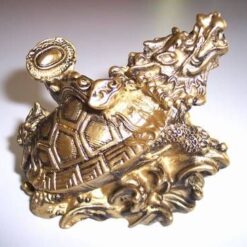 Testoasa dragon cu Ru Yi