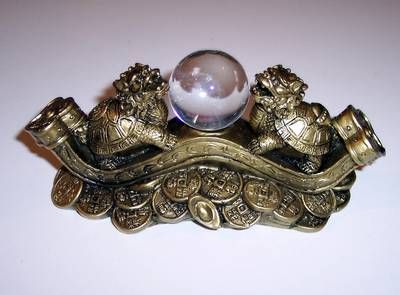 Ru Yi cu Testoase Dragon si sfera din cristal pe monede