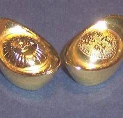 Set de pepite aurii cu simboluri norocoase din metal
