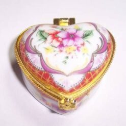 Casetuta dorintei cu flori- remediu Feng shui