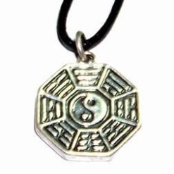 Pandantiv Feng Shui cu Bagua si Yin Yang