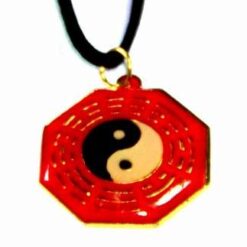 Talisman Feng Shui cu Yin-Yang si Bagua, pe siret negru