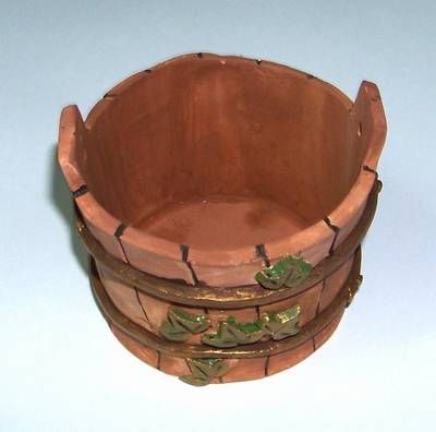 Vasul Abundentei din ceramica cu frunze de artar