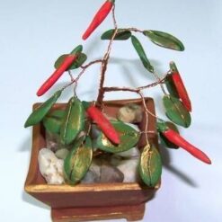 Copacel Feng Shui lucrat manual cu ardei rosii - mic