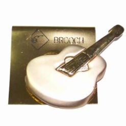 Brosa Feng Shui cu instrument muzical auriu