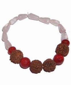 Bratara din Rudraksha, pe elastic, cu cristale de cuart roz