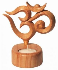 Suport de lumanare, din lemn, cu simbolul Tao / OM
