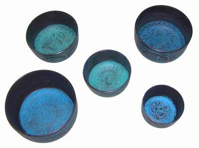 Set de cinci vase cantatoare Set de cinci vase cantatoare