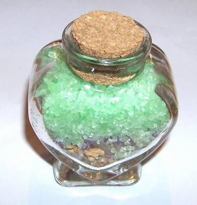 Sticluta cu sare de baie si plante - aroma de mar