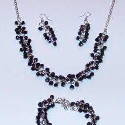 Set din metal nobil cu sfere negre multifatetate