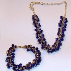 Set placat cu cristale bleumarin