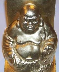 Statuie aurie cu Buddha razand