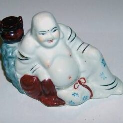 Buddha razand cu vasul abundentei