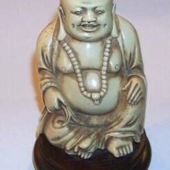 Statuia lui Buddha pentru protectia la drum