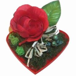 Aranjament floral Feng Shui - trandafir pe inima