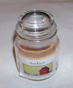 Lumanare parfumata cu aroma de scortisoara